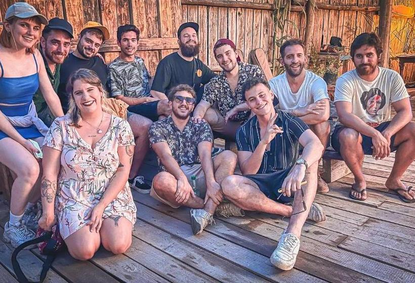 Compay Hostel La Pedrera