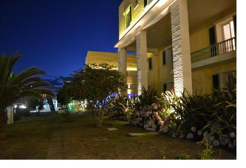 فندق Cabo Santa Maria