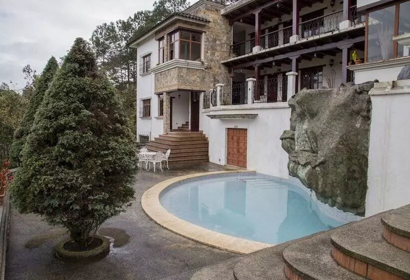 هتل Casa Kirvá