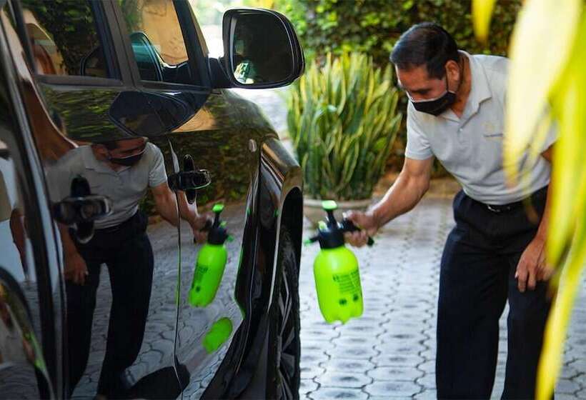 هتل Dos Mundos Panajachel