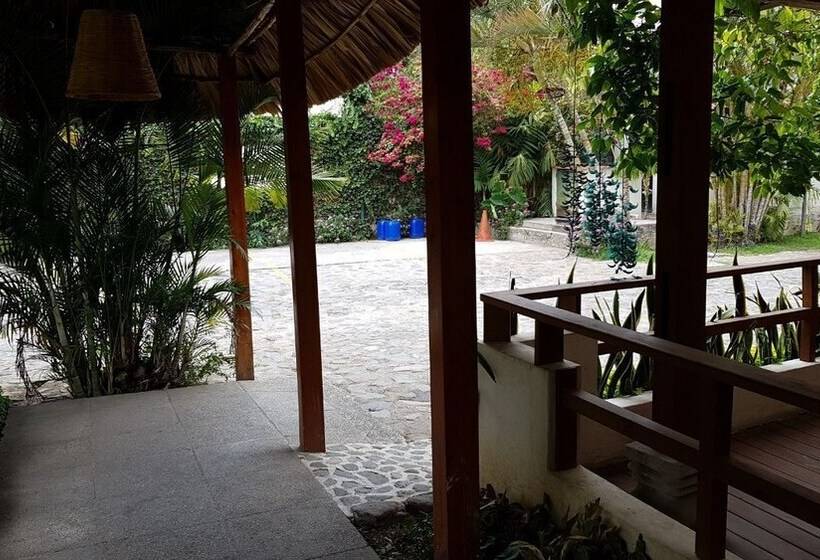 هتل Dos Mundos Panajachel