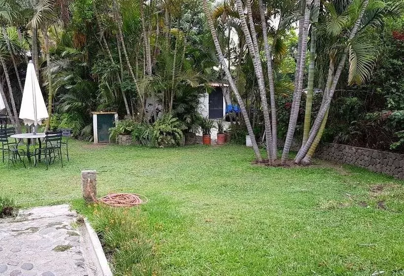 ホテル Dos Mundos Panajachel