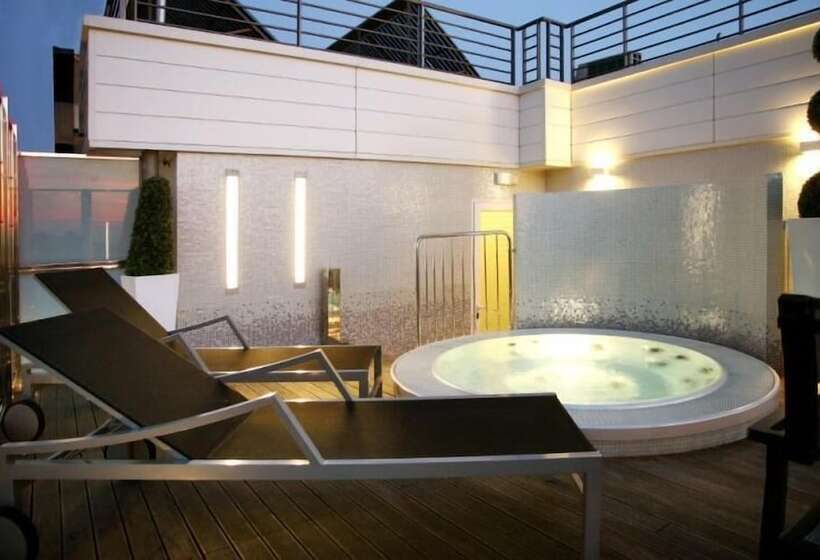 בית מלון כפרי Fantasy