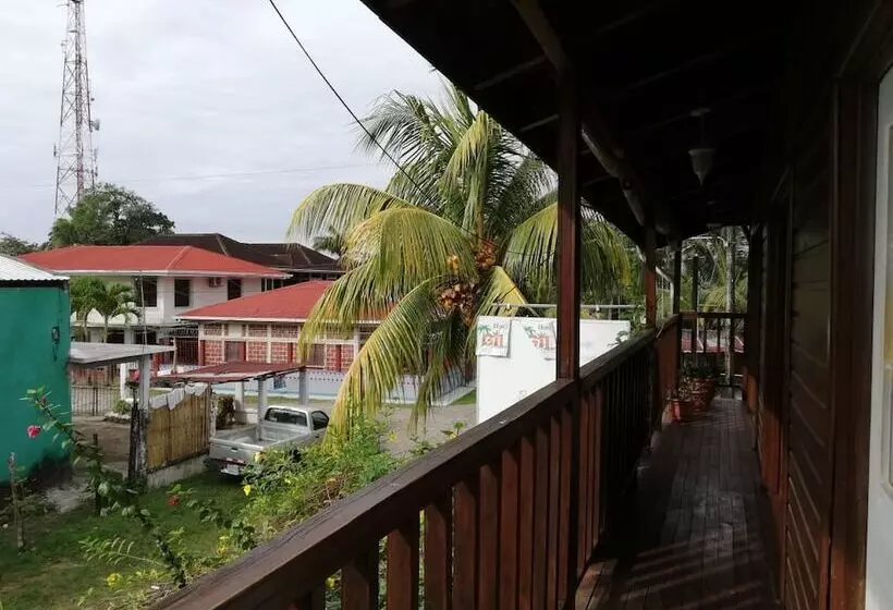 هتل Gil Resort
