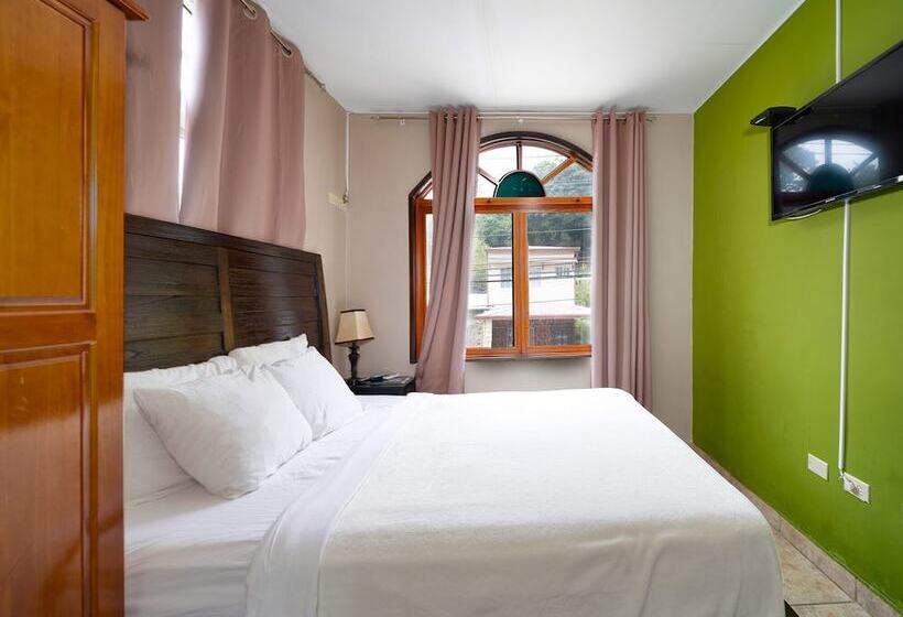 Hotel La Casa De La Abuela