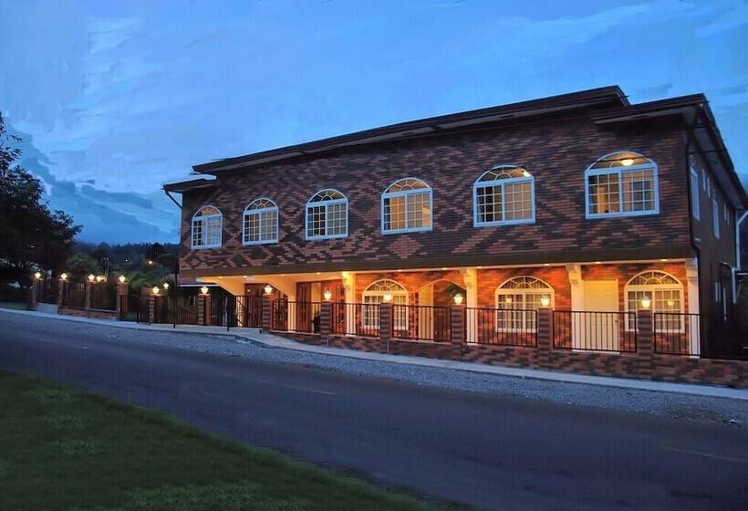 Hotel La Casa De La Abuela