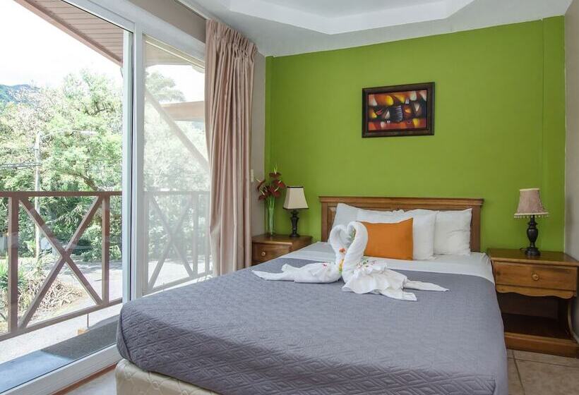 Hotel La Casa De La Abuela