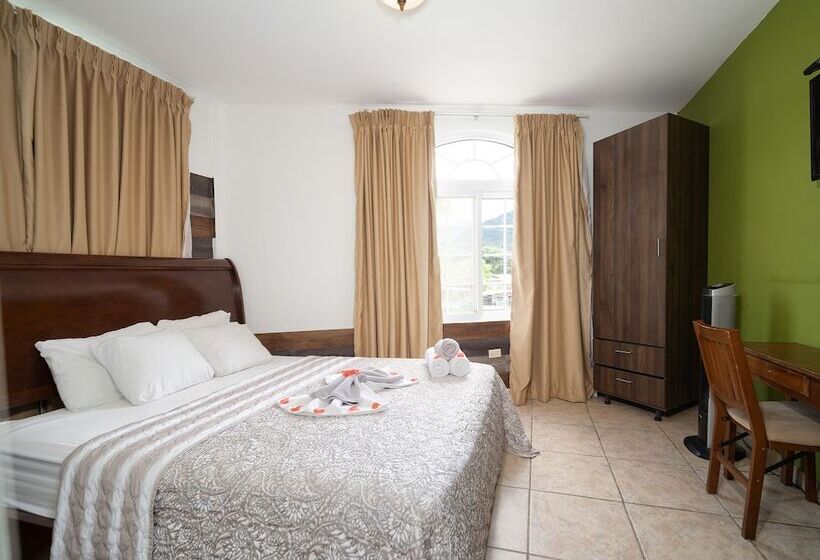 Hotel La Casa De La Abuela