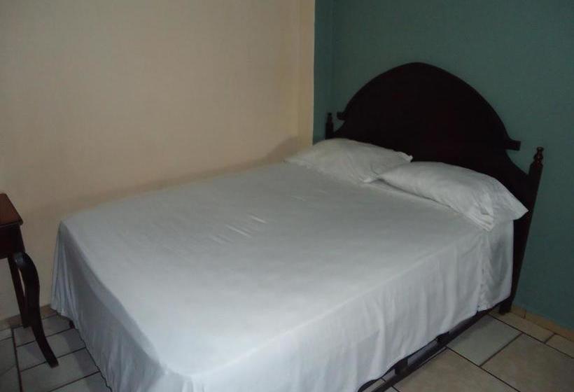 هتل Los Andes Tegucigalpa