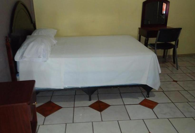 هتل Los Andes Tegucigalpa