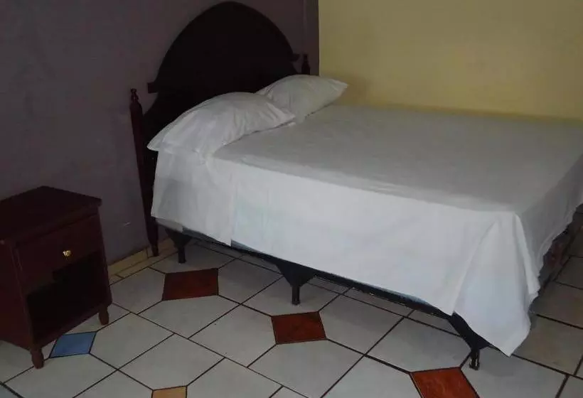 هتل Los Andes Tegucigalpa