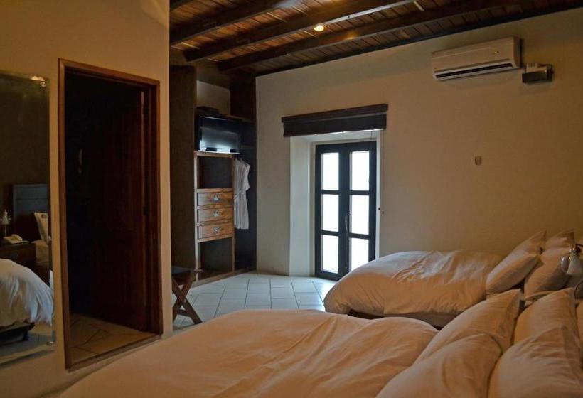 هتل Posada De Don José