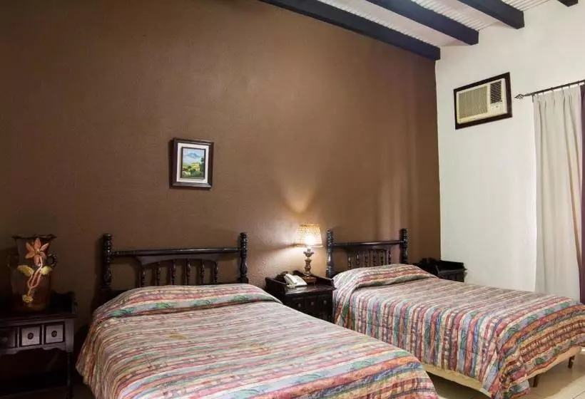 هتل Posada De Don José
