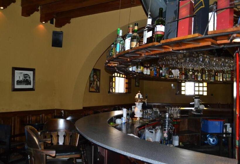 هتل Posada De Don José