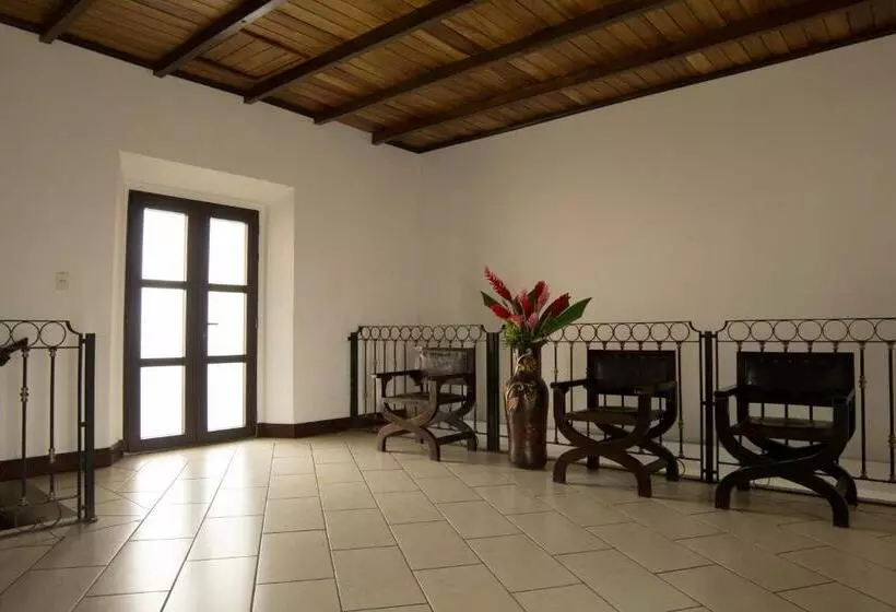هتل Posada De Don José