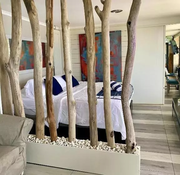 هتل Villa Condesa Del Mar