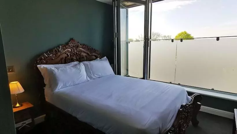 簡易ホテル Lairds House Northumberland Ltd