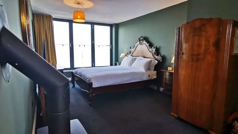 簡易ホテル Lairds House Northumberland Ltd