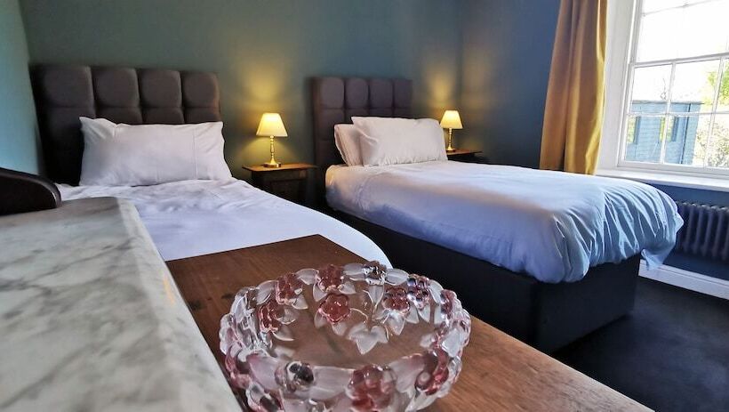 여관 Lairds House Northumberland Ltd