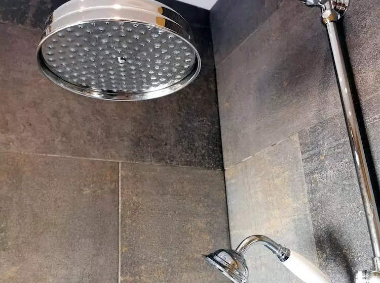 簡易ホテル Lairds House Northumberland Ltd