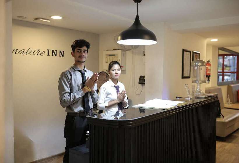 فندق Signature Inn