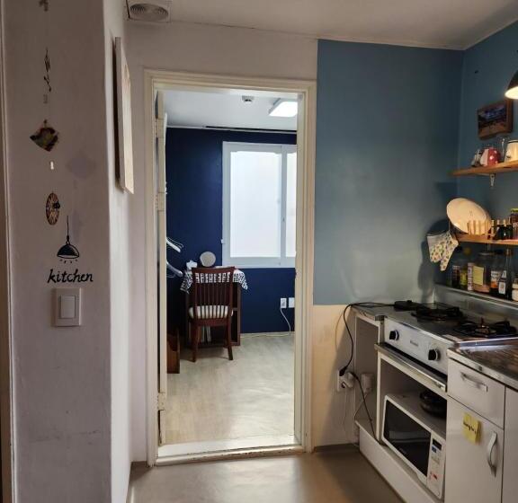 הוסטל Aark House