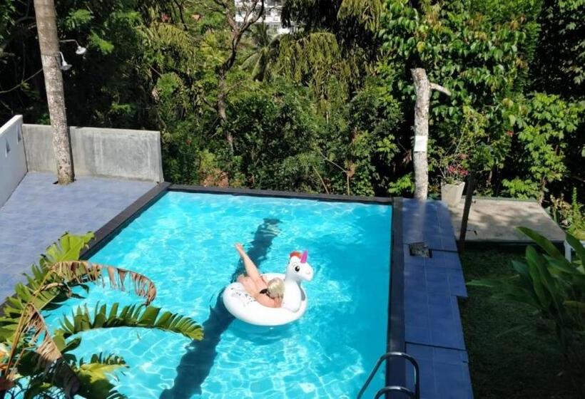 Bed and Breakfast Green Hill Paradise Villa