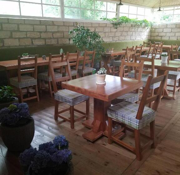 호텔 Churchill Inn