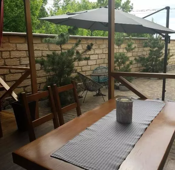 هتل Churchill Inn