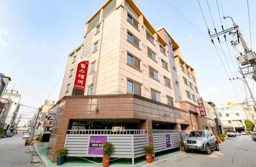 Hotelli Hillstay Residence