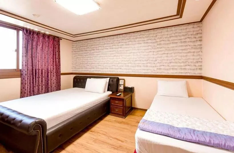 Hotelli Hillstay Residence