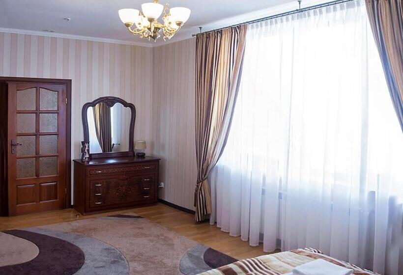 호텔 &restaurant Senator