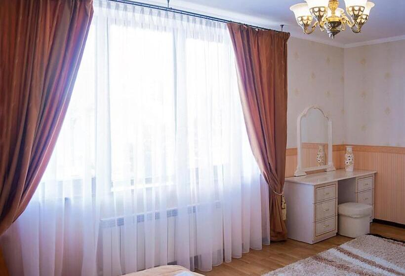 호텔 &restaurant Senator