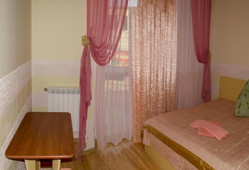 בית מלון כפרי U Olega