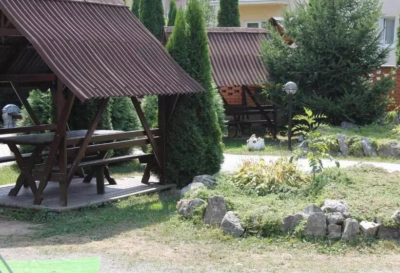 هتل Zakarpattya