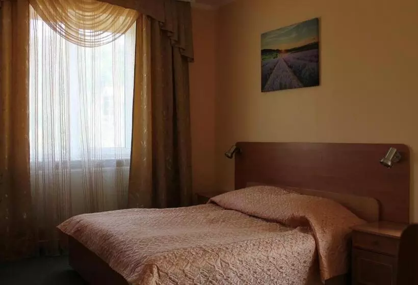 هتل Zakarpattya