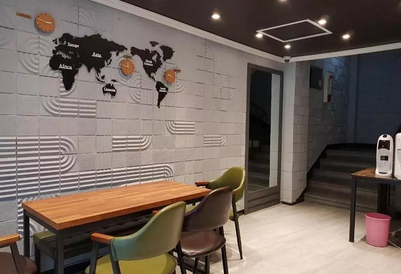 مُتل Busan Inn