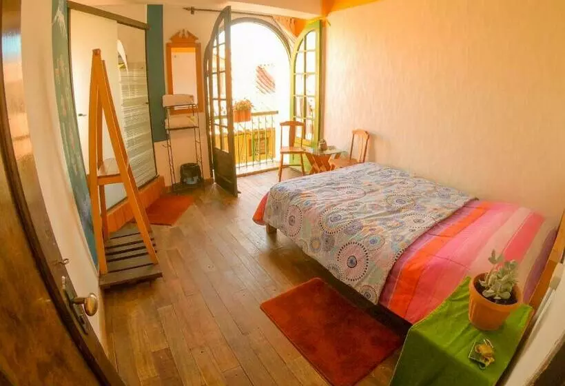 هاستل Anata Hostal