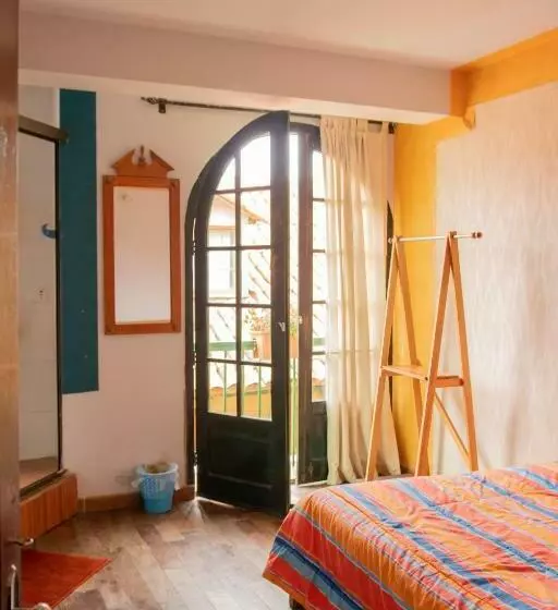 هاستل Anata Hostal