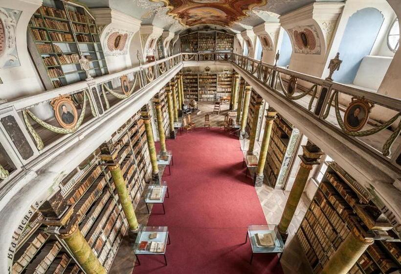 فندق صغير Dům Hostů Klášter Broumov