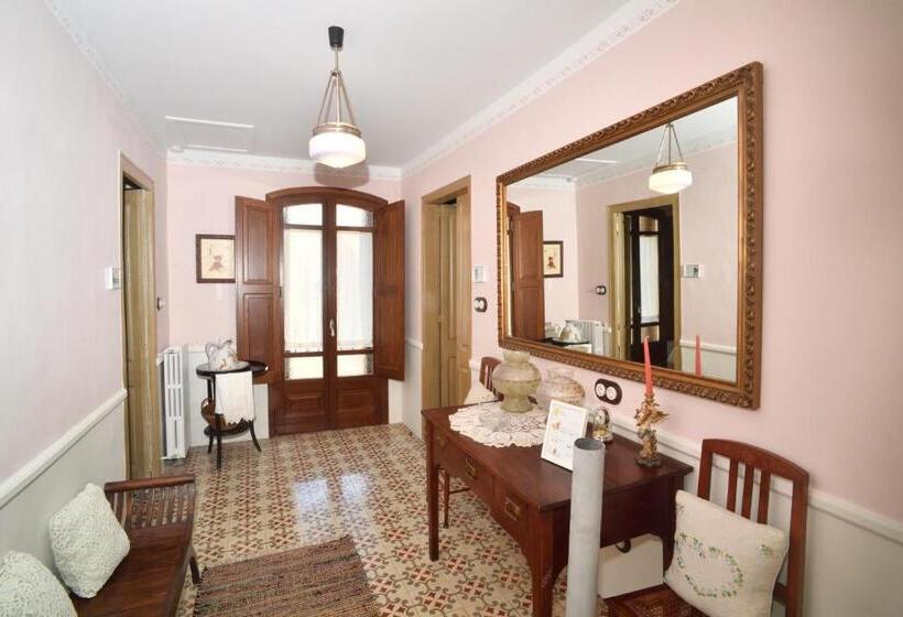 住宿加早餐 Cal Fuster De La Plaça