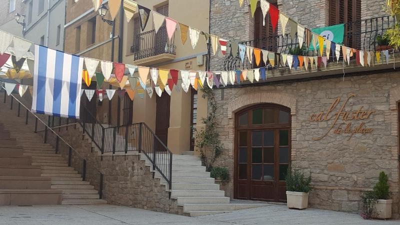 住宿加早餐 Cal Fuster De La Plaça