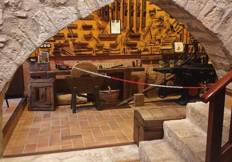 住宿加早餐 Cal Fuster De La Plaça