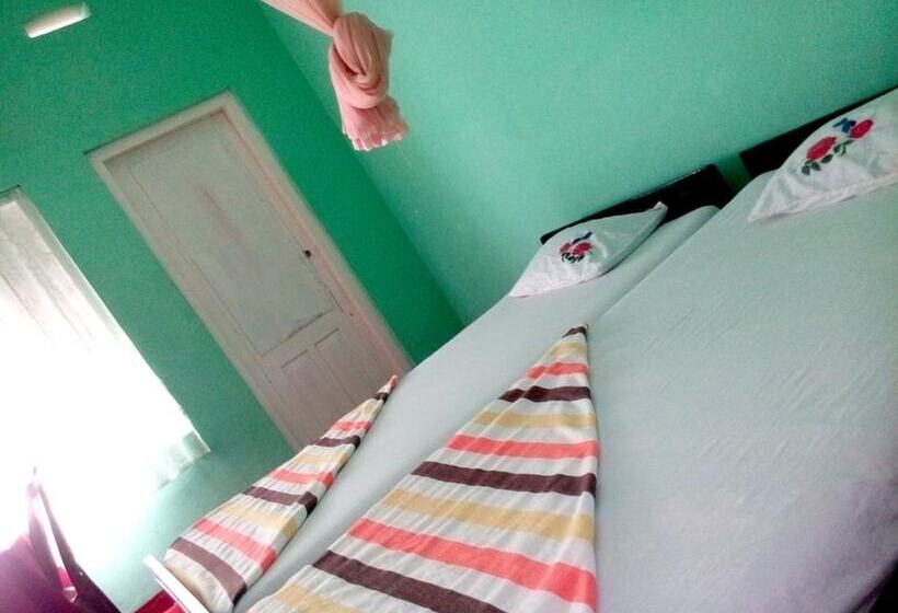 ベッドアンドブレックファースト Eco Villa   Sinharaja