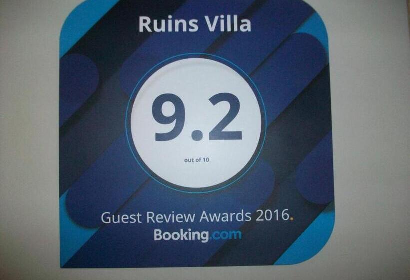 تختخواب و صبحانه Ruins Villa