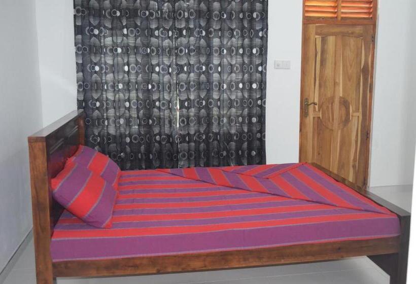 تختخواب و صبحانه Ruins Villa