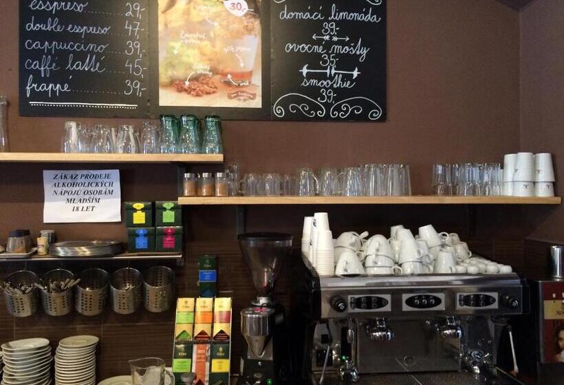 Charles Square Hostel