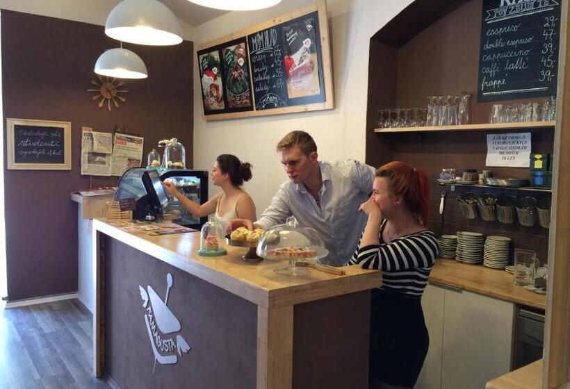 Charles Square Hostel