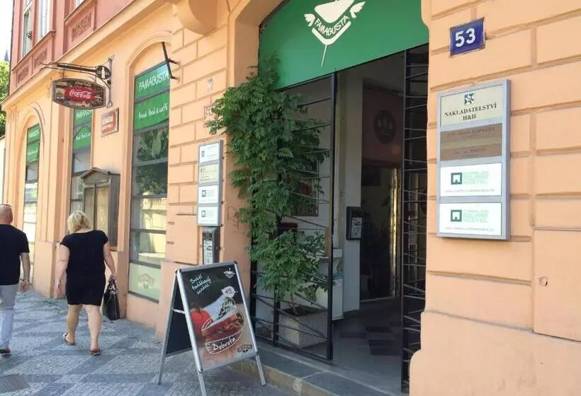 Charles Square Hostel