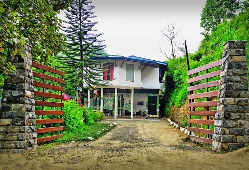 منتجع Ella`s Edge